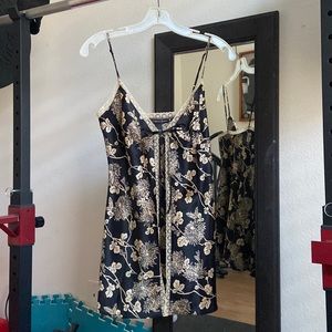 Victoria’s Secret night wrap